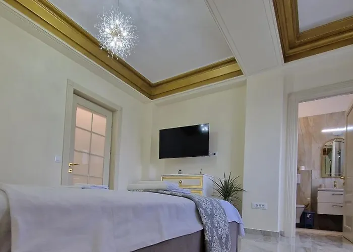 Laroka House Luxury Center Universitate