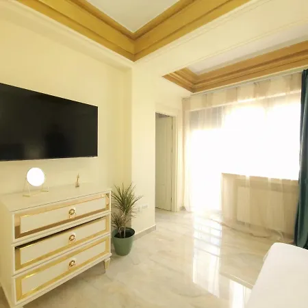 Daire Laroka House Luxury Center Universitate Bükreş