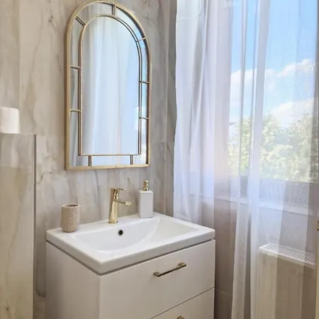 Διαμέρισμα Laroka House Luxury Center Universitate